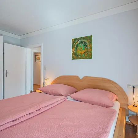Moser Apartment *