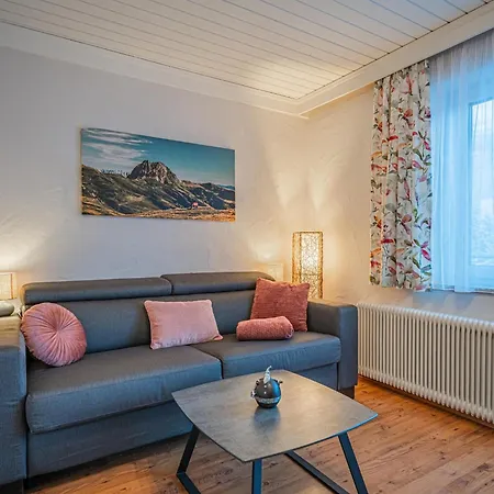 Moser Apartment *